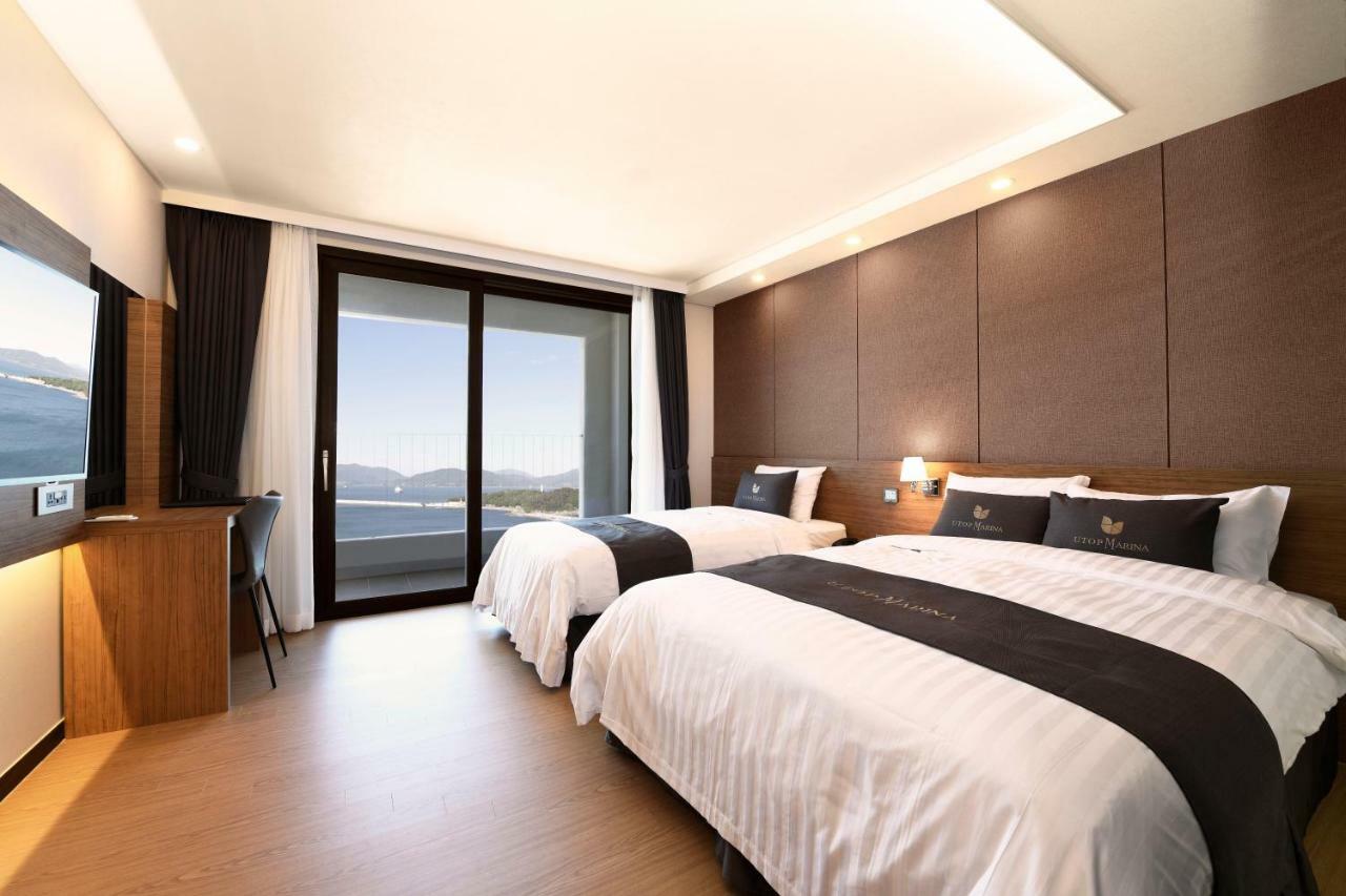 Utop Marina Hotel & Resort Йосу Екстер'єр фото