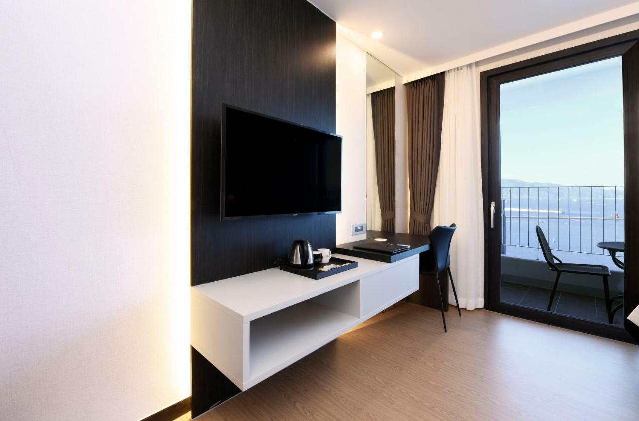 Utop Marina Hotel & Resort Йосу Екстер'єр фото